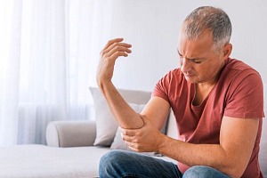 Jak pozbyć się reumatycznego bólu stawów: szczegółowy przewodnik